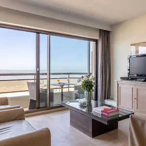 Apartment Royal Met Garage, Middelkerke